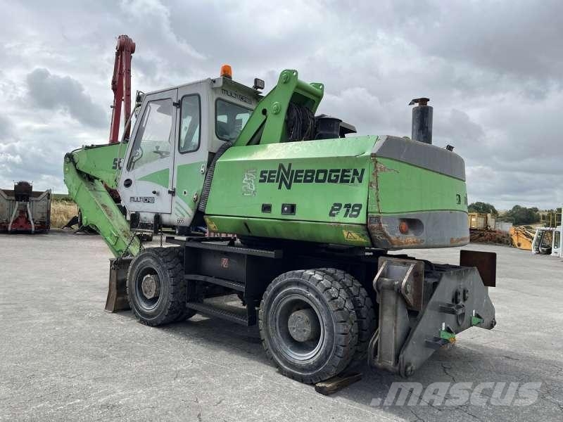 Sennebogen 818 Перевантажувачі металобрухту/промислові навантажувачі
