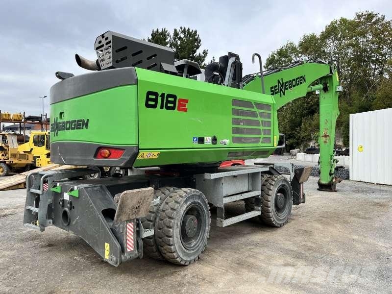 Sennebogen 818E Movimentazione rifiuti