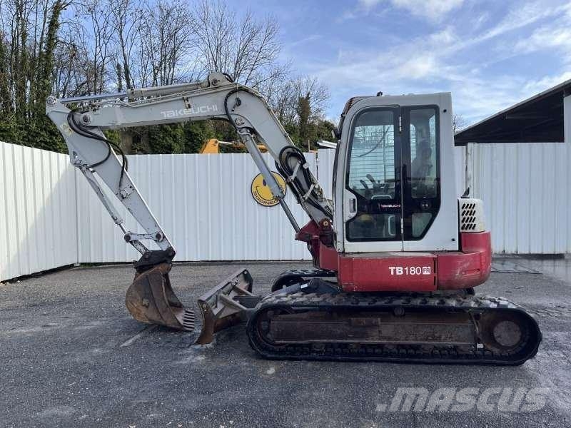 Takeuchi TB180FR Kāpurķēžu ekskavatori