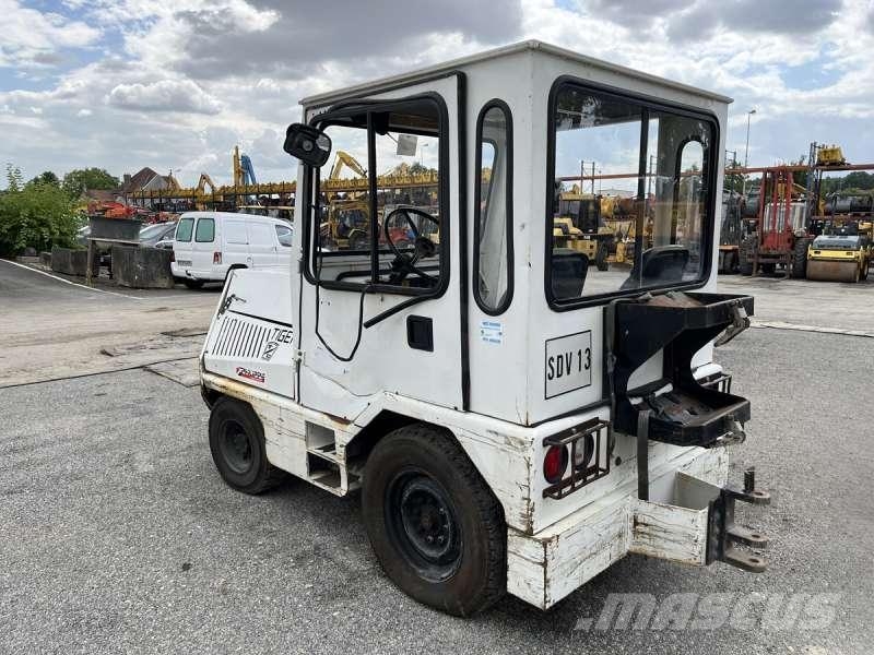 Taylor-Dunn TC-40 Tractors