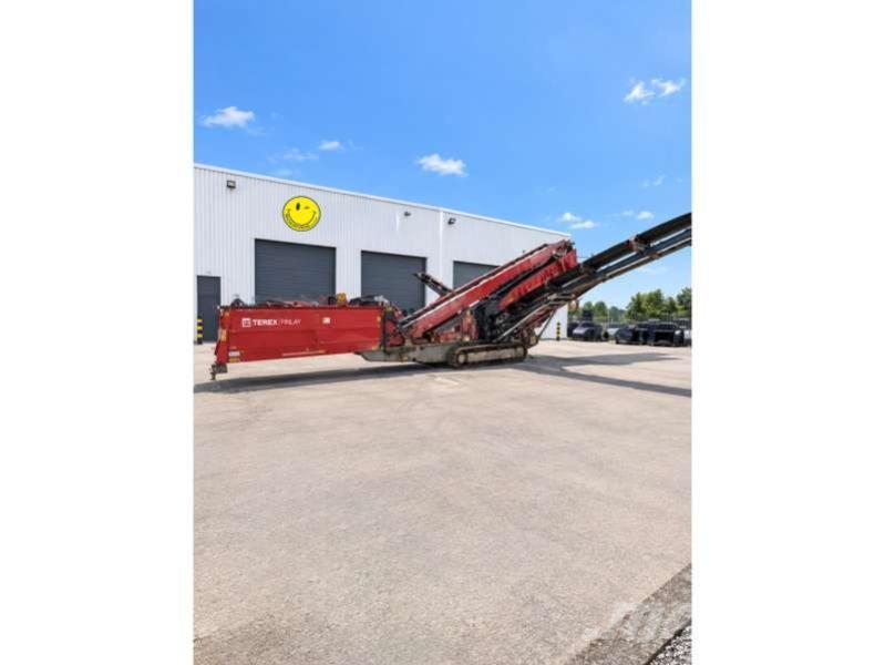 Terex FINLAY 696 Sieb- und Brechanlagen