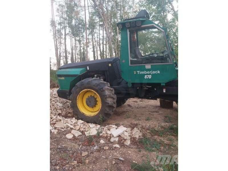Timberjack 870 收割机