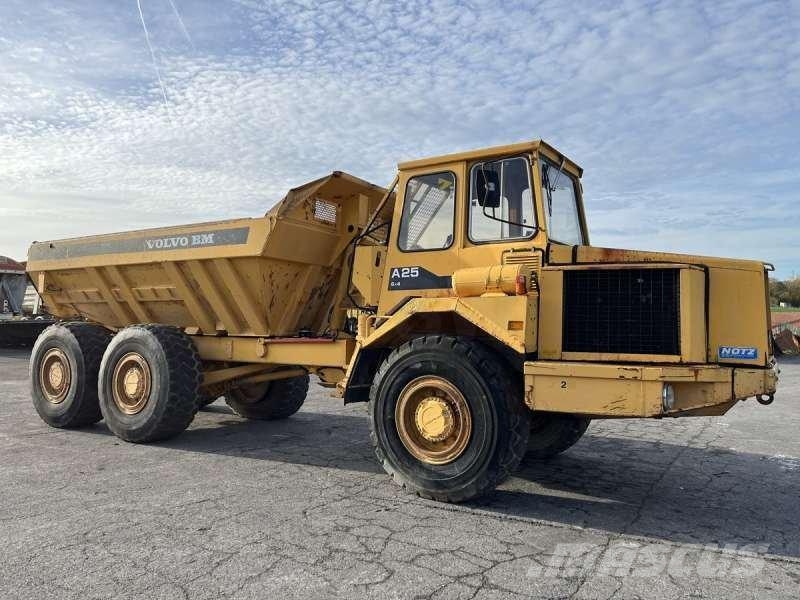 Volvo A25 6X4 Tombereau articulé