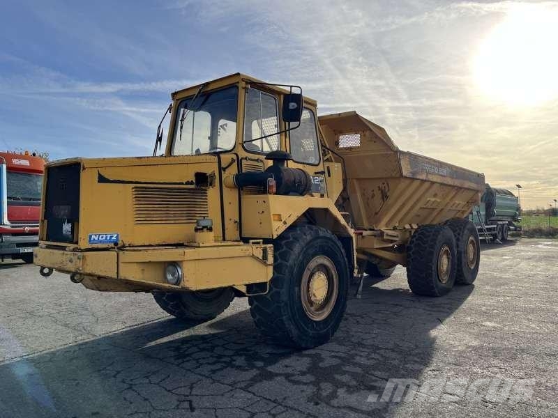 Volvo A25 6X4 Tombereau articulé