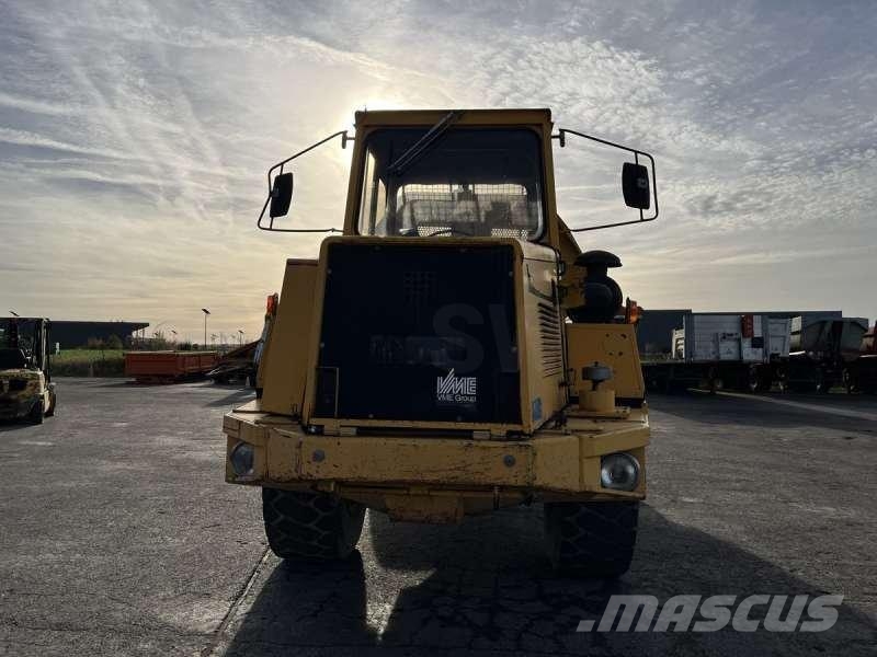 Volvo A25 6X4 Tombereau articulé
