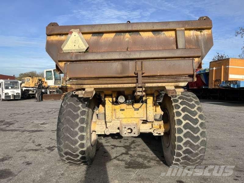 Volvo A25 6X4 Tombereau articulé