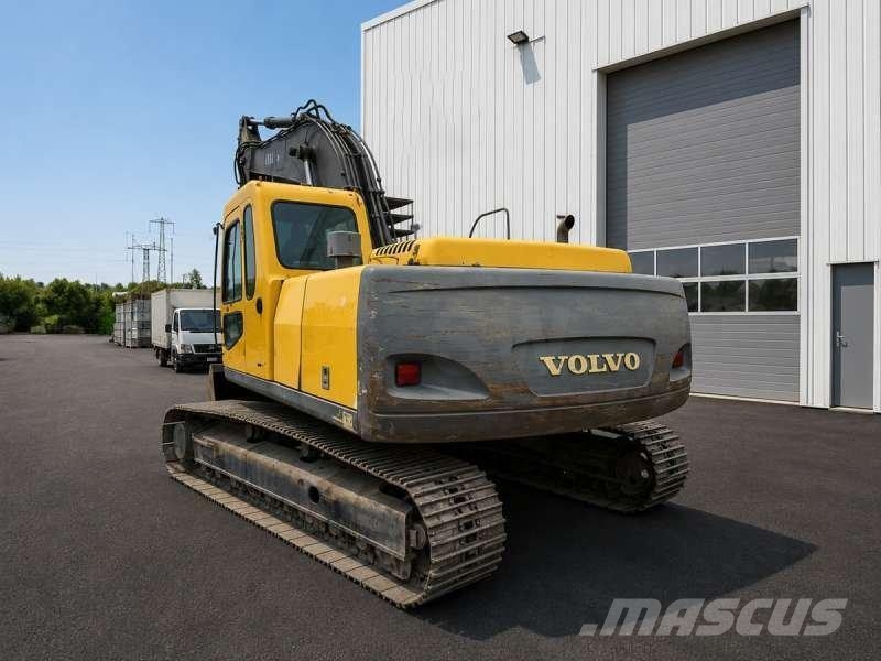 Volvo EC210LC Pelle sur chenilles