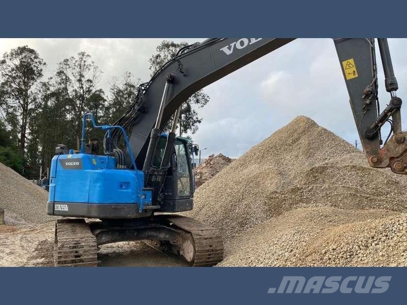 Volvo ECR235DL Bandgrävare