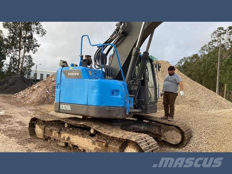 Volvo ECR235DL Bandgrävare