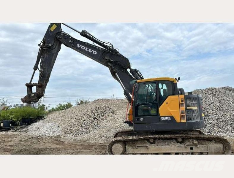 Volvo ECR235EL 大型油圧ショベル12t以上（パワーショベル・ユンボ）
