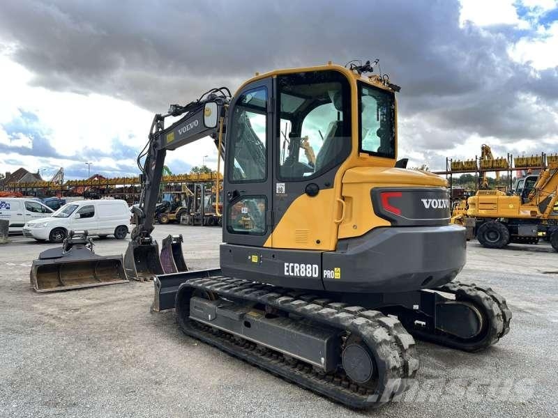 Volvo ECR88D Bageri guseničari