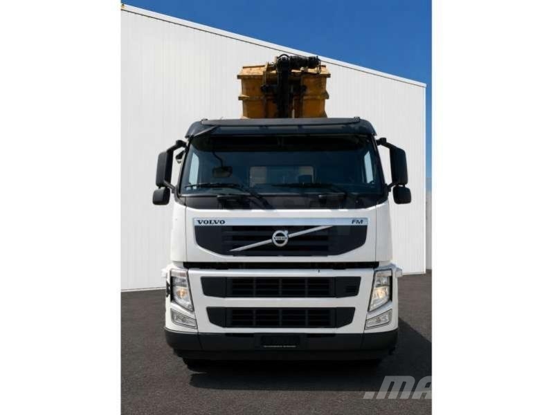 Volvo FM380 8X2R Camiones con gancho