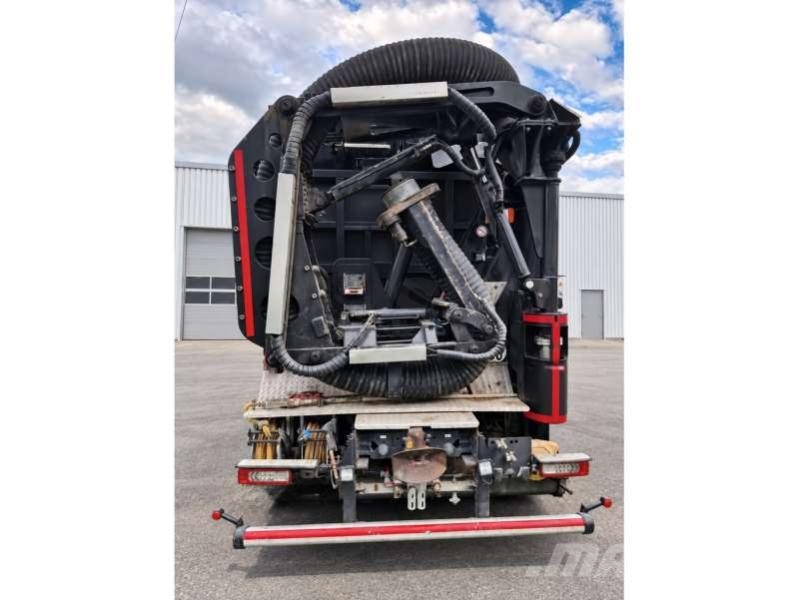 Volvo FMX 500 + Aspiratrice MTS شاحنات أخرى