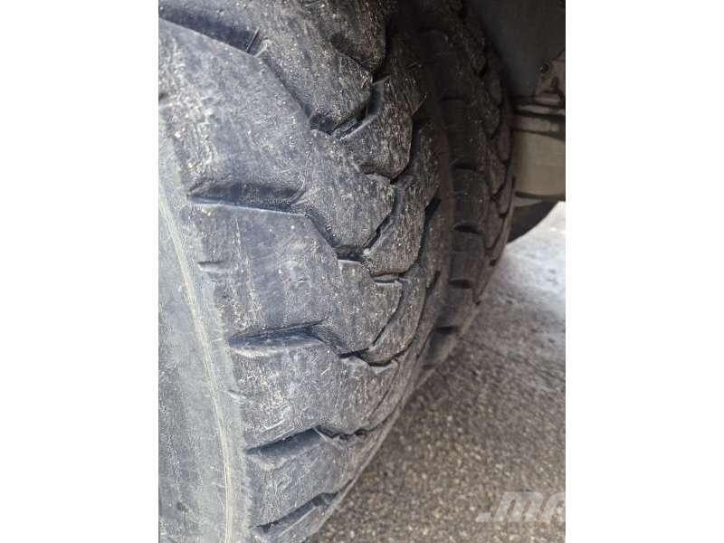 Volvo FMX 500 + Aspiratrice MTS شاحنات أخرى