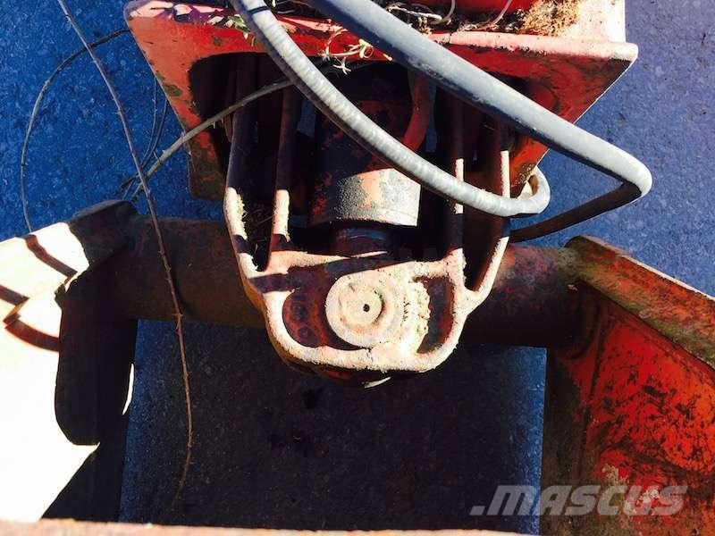  AUTRE Camion avec rotator - coquilles 500mm repris مكونات أخرى