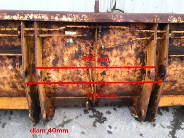 CASE 2340mm - Type tractopelle دلاء