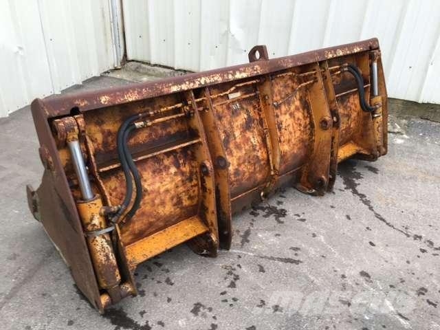 CASE 2340mm - Type tractopelle دلاء