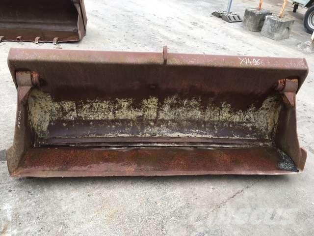 CASE 2340mm - Type tractopelle دلاء