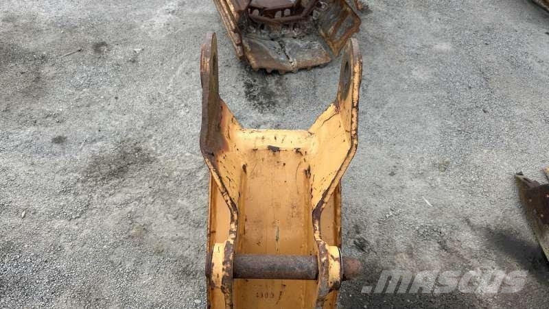 CASE Tractopelle - 300mm Buckets