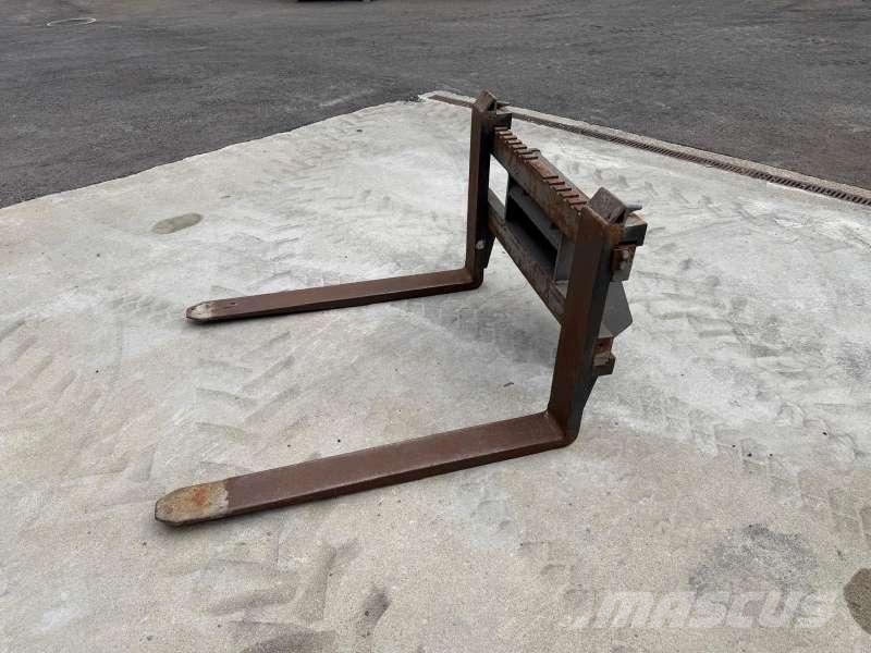 Mecalac pour series 10 / 11 et 12 - 1200mm Gradbeništvo - drugo