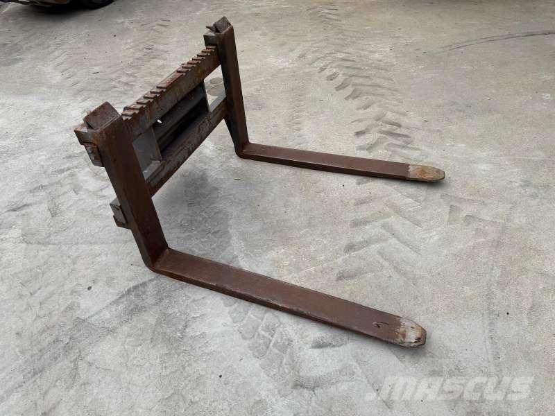 Mecalac pour series 10 / 11 et 12 - 1200mm Gradbeništvo - drugo