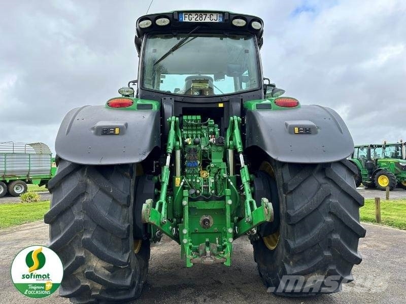 John Deere 6230R Traktori