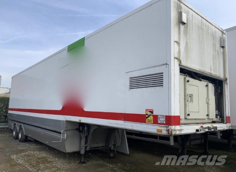 Fruehauf FOURGON PODIUM 32T Semi-trailer med fast kasse