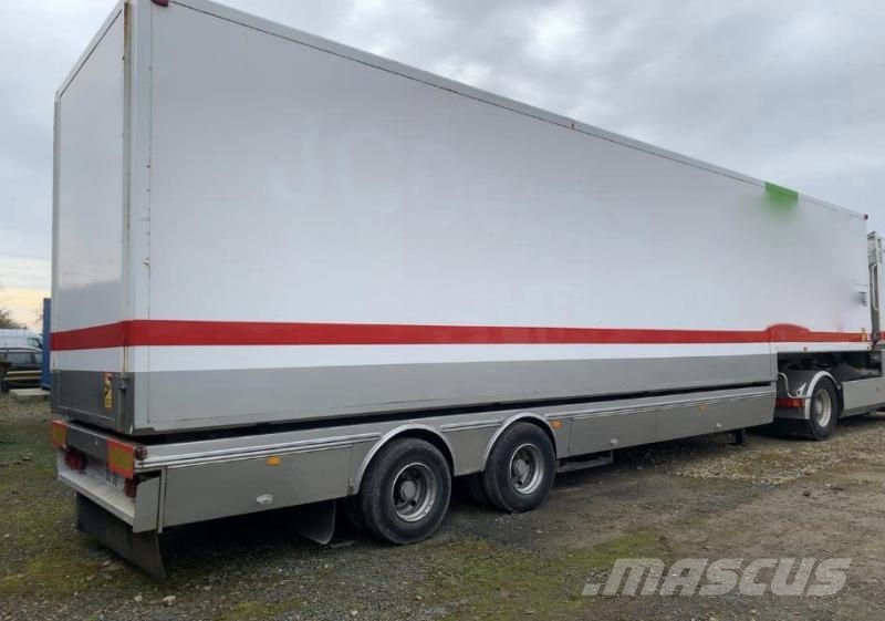 Fruehauf FOURGON PODIUM 32T Semi-trailer med fast kasse