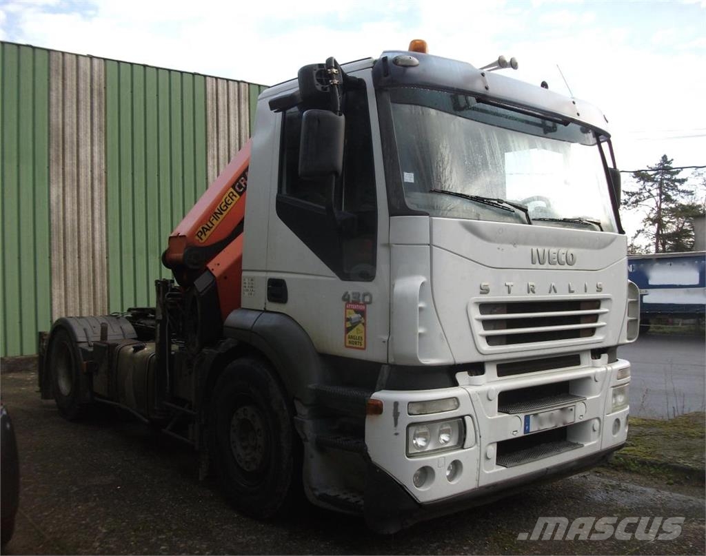 Iveco PR SRREM GRUE PALFINGER PK 23002 Autotractoare