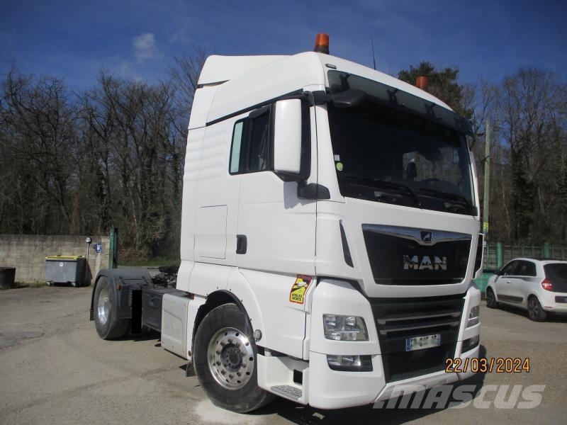 MAN TGX 18.460 Vetopöytäautot
