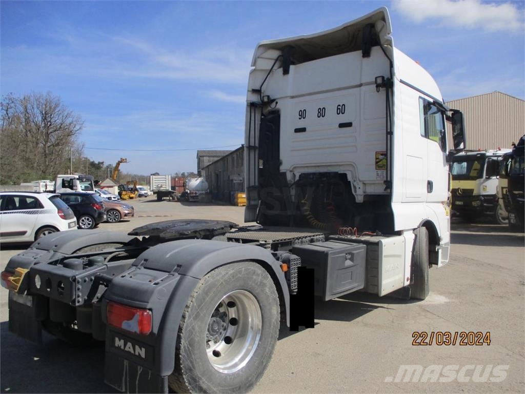 MAN TGX 18.460 Sadulveokid