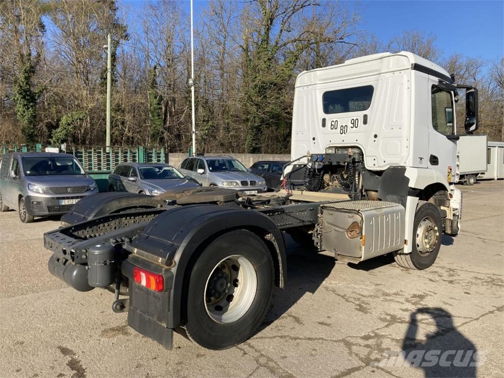 Mercedes-Benz Arocs 中古トラクターヘッド | トレーラーヘッド