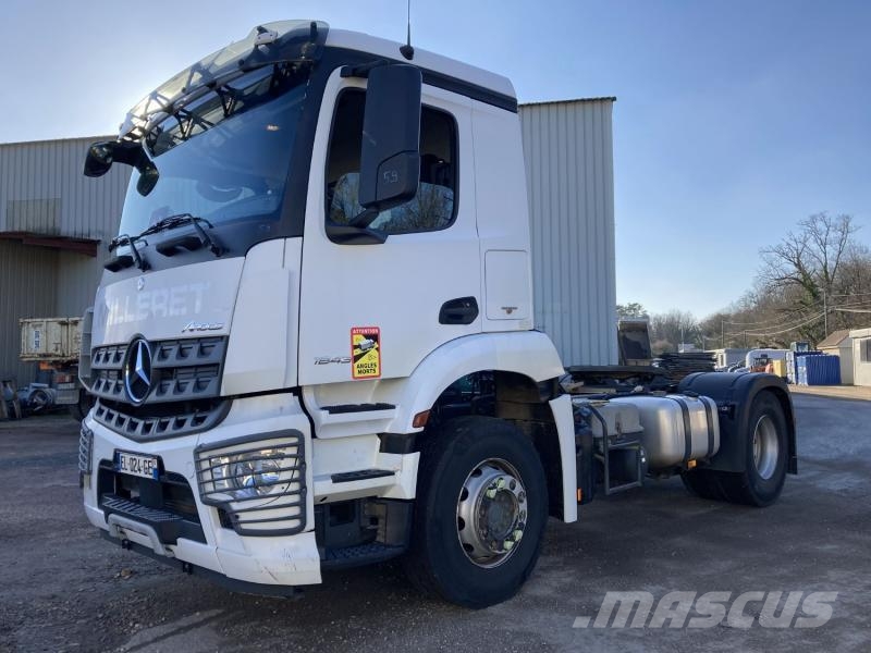 Mercedes-Benz Arocs Vlačilci