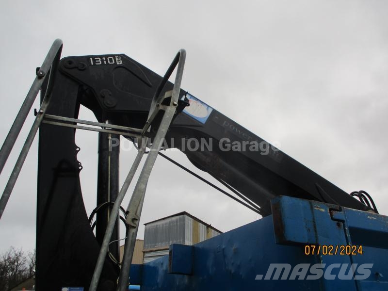 Mercedes-Benz Arocs 2636 année 2020 grue HMF 1310 K2 année 2008 Savivarčių priekabų vilkikai