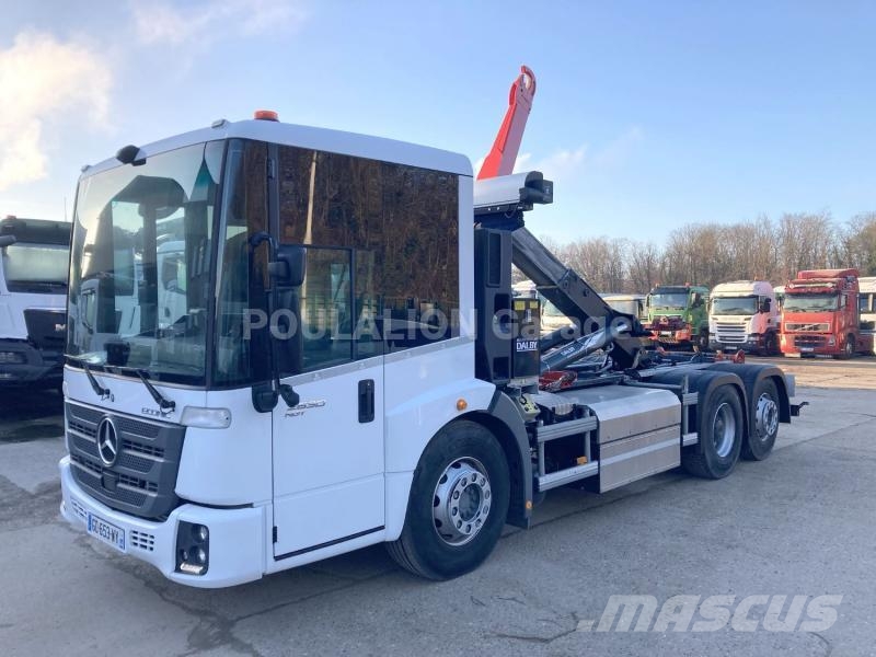 Mercedes-Benz Econic Savivarčiai su kabeliniu keltuvu