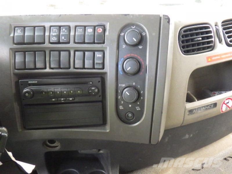 Renault Premium 320.26 S 탱커 트럭