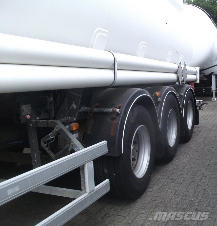 STOKOTA Fuel tank alu 41.3 m3 / 9 comp Tsistern poolhaagised