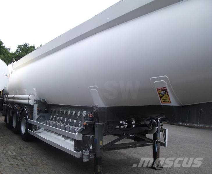 STOKOTA Fuel tank alu 41.3 m3 / 9 comp Tartályos félpótkocsik