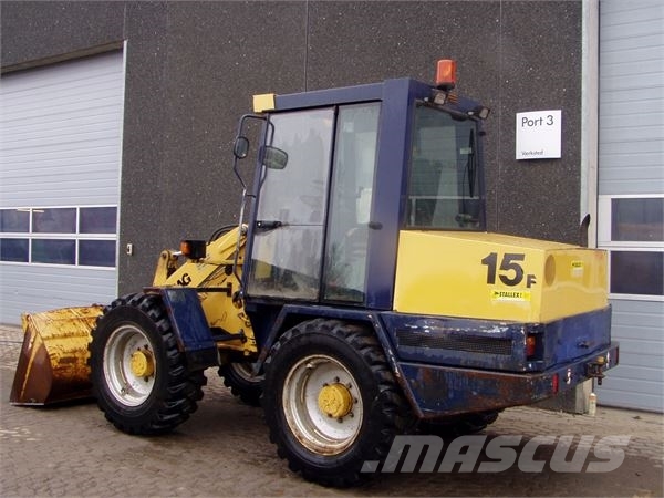 Hanomag 15F Gumikerekes homlokrakodók