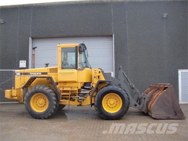 Volvo L90C Incarcator pe pneuri