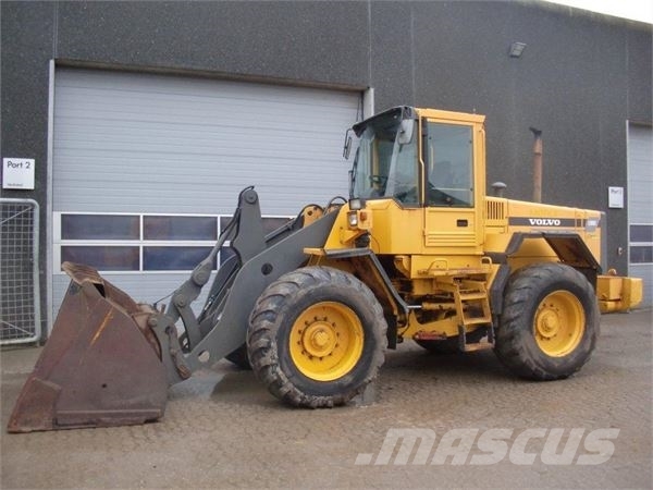 Volvo L90C Incarcator pe pneuri