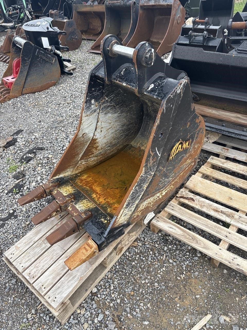 AMI 24 BUCKET Other
