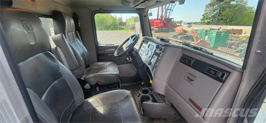 Elliott L55R Truck mounted platforms
