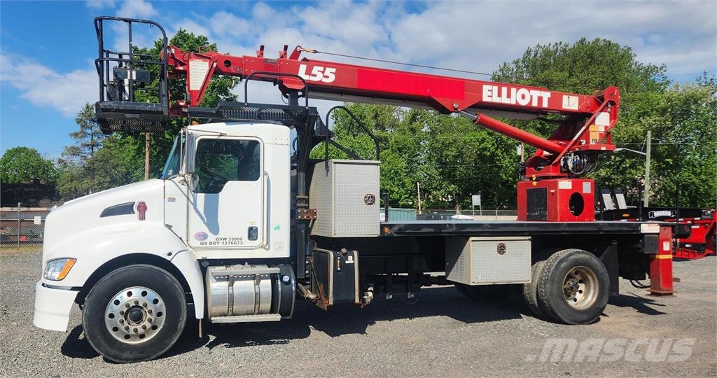 Elliott L55R Truck mounted platforms