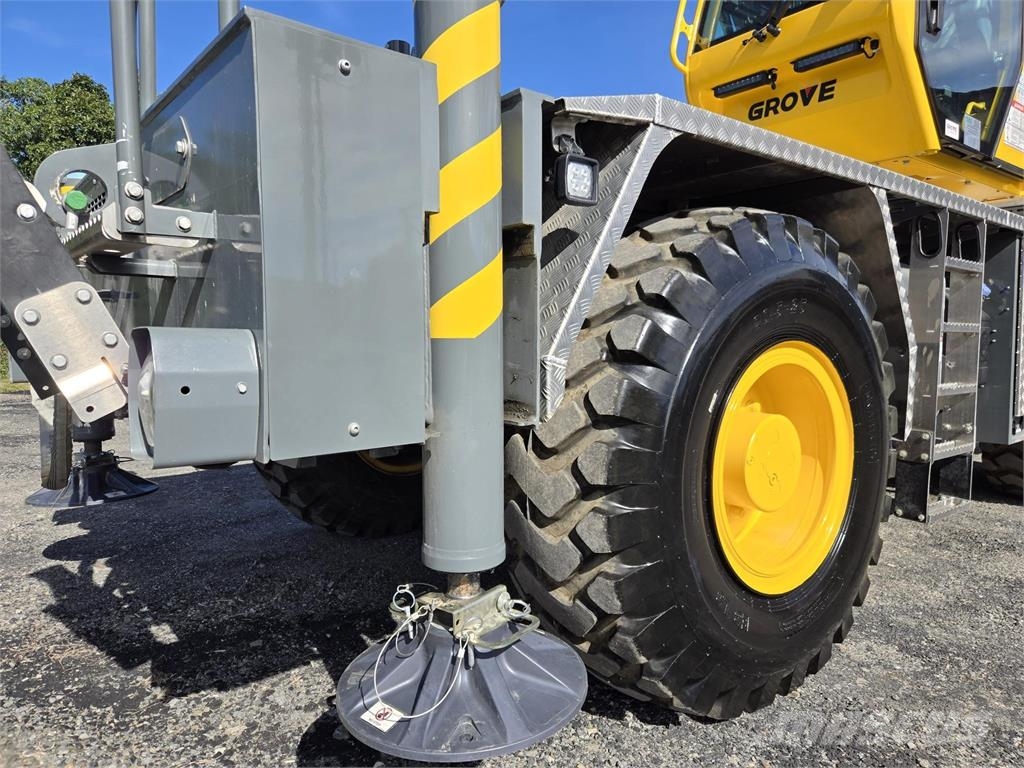 Grove GRT540 حاملة نقل رباعية العجلات