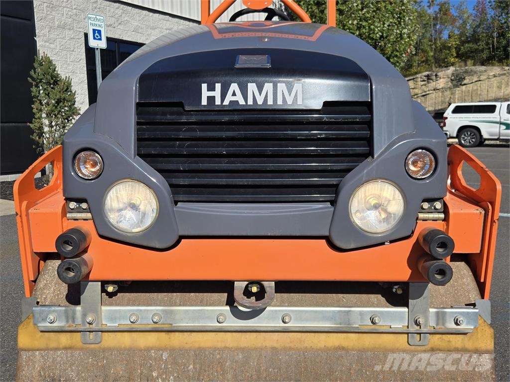 Hamm HD12VV Еднобарабанни ролки