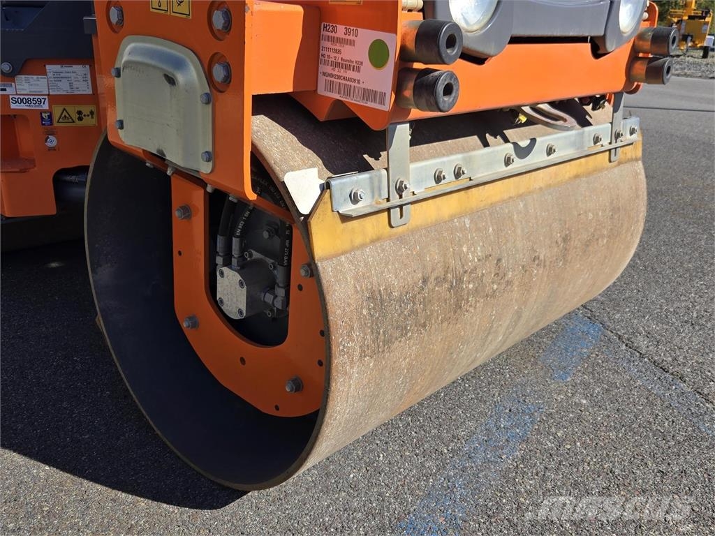 Hamm HD12VV Еднобарабанни ролки