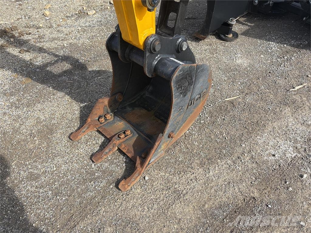 JCB 18 GP BUCKET Gradbeništvo - drugo