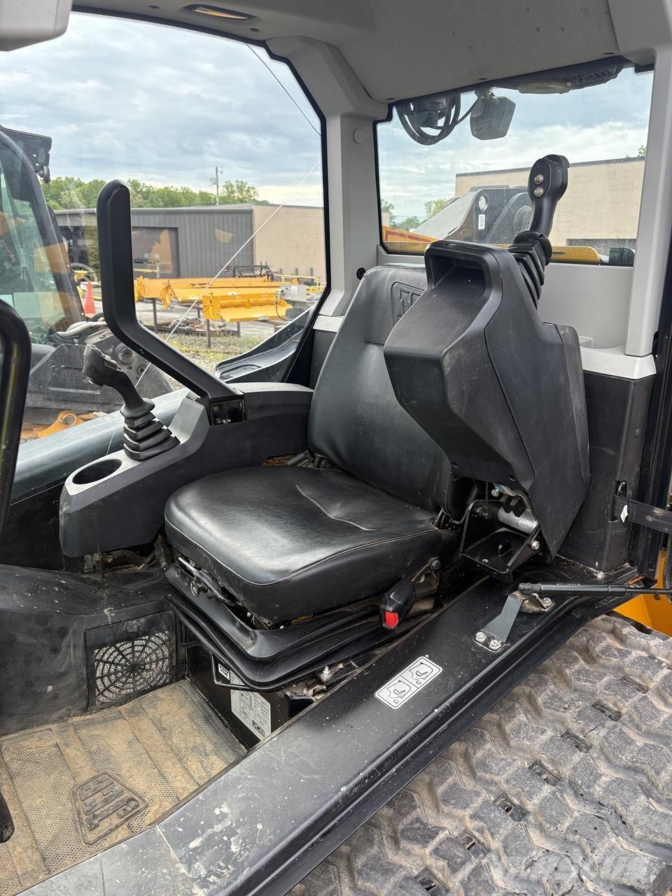 JCB 270T Skid steer loaders