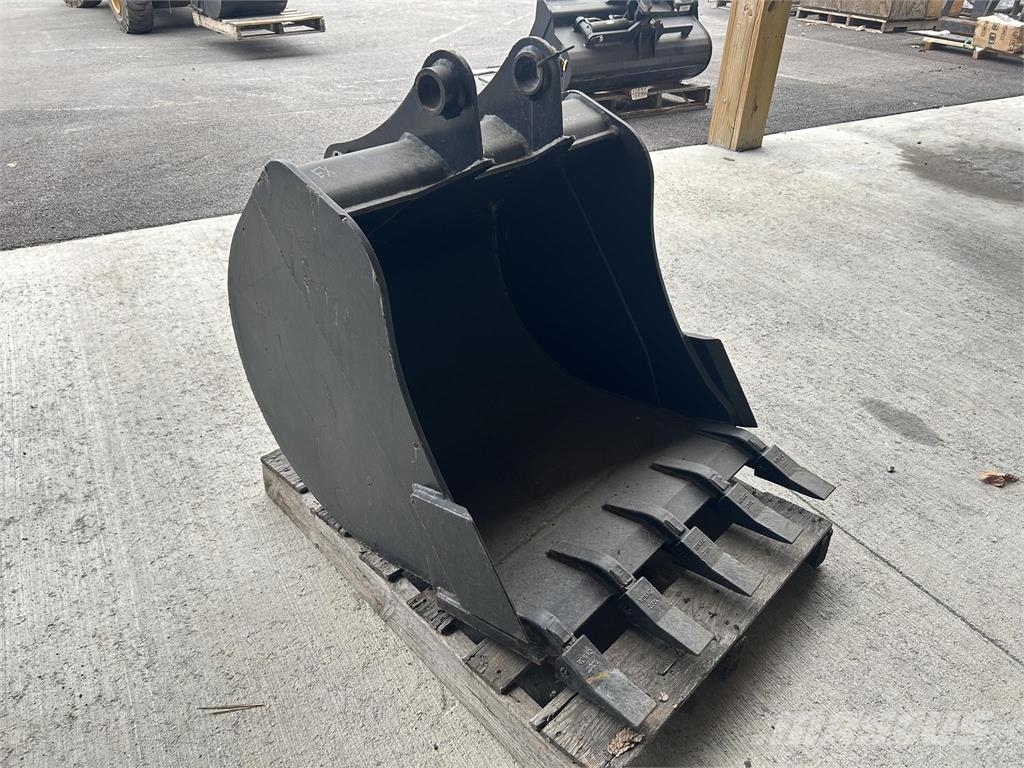 JCB 30 DIGGING BUCKET Gradbeništvo - drugo